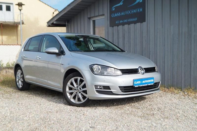 Silber Gebraucht 2015 VW Golf VII LOUNGE Limousine | 12.800 € (Fairer Preis) - Bild 1/4
