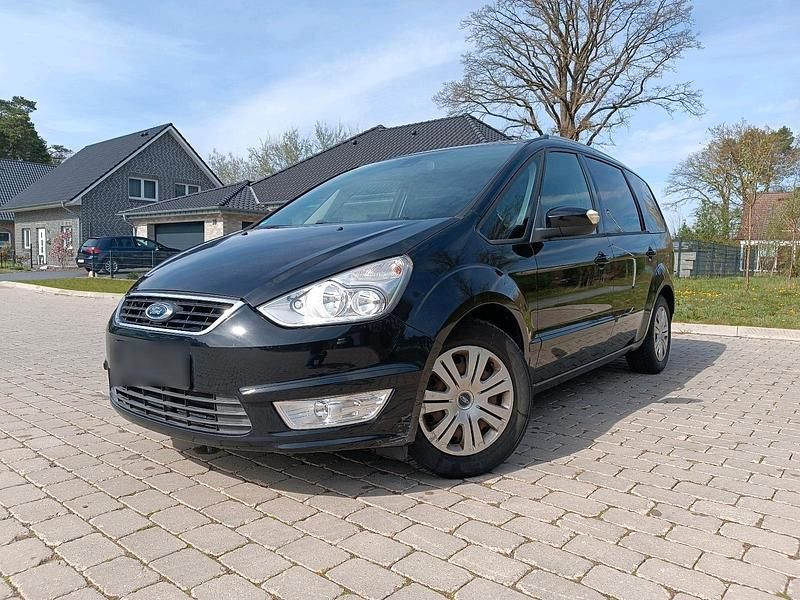 Gebraucht Ford Galaxy 140 PS (102 kW) 2013 Schwarz Van / Kleinbus