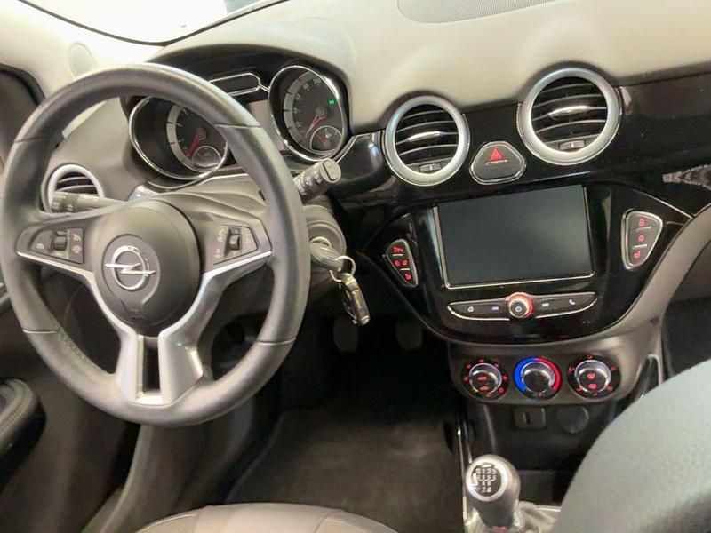 Gebraucht Opel Adam 101 PS (74 kW) 2019 Weiß Kleinwagen