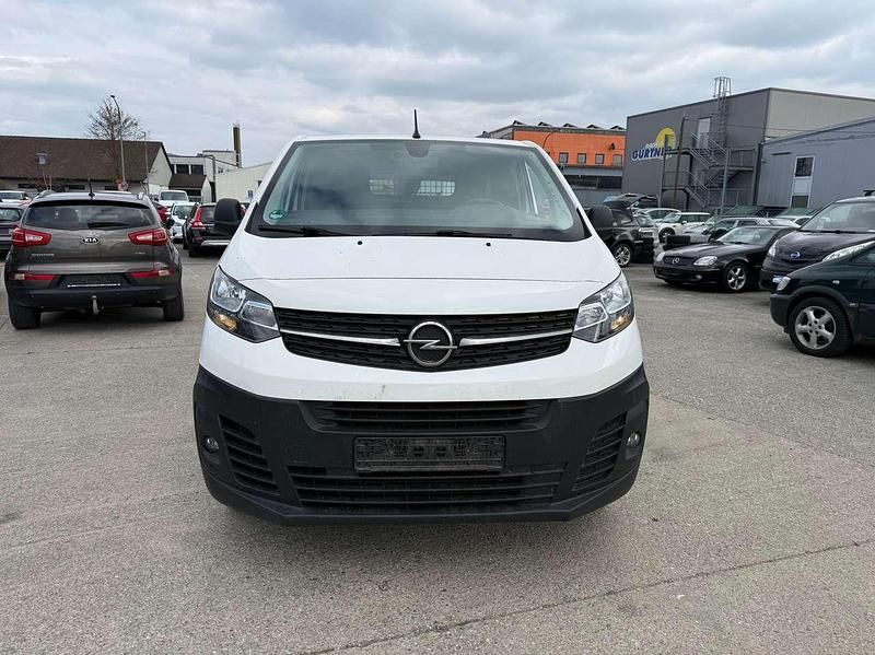 Gebraucht Opel Vivaro Edition 122 PS (89 kW) 2019 Jade weiss/arktis weiss Van / Kleinbus