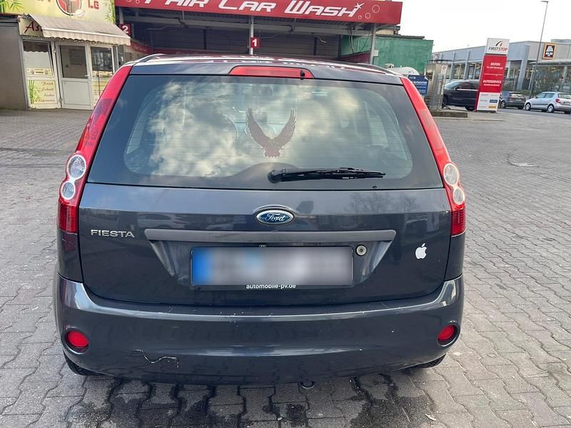Gebraucht Ford Fiesta 75 PS (55 kW) 2006 Grau Kleinwagen