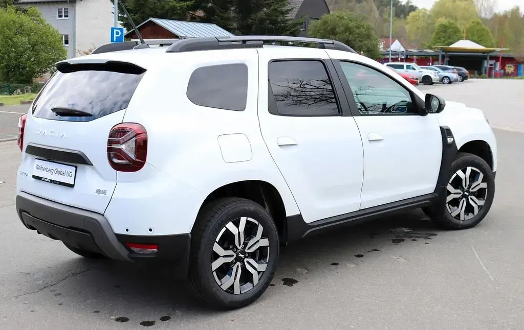 Gebraucht Dacia Duster Journey 114 PS (83 kW) 2024 Weiß SUV