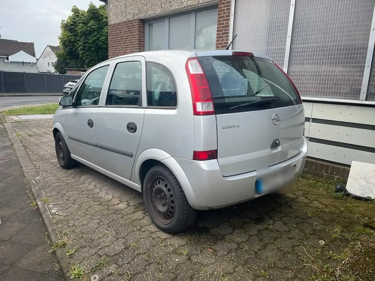 Używany Opel Meriva 2004 Srebrny Minivan