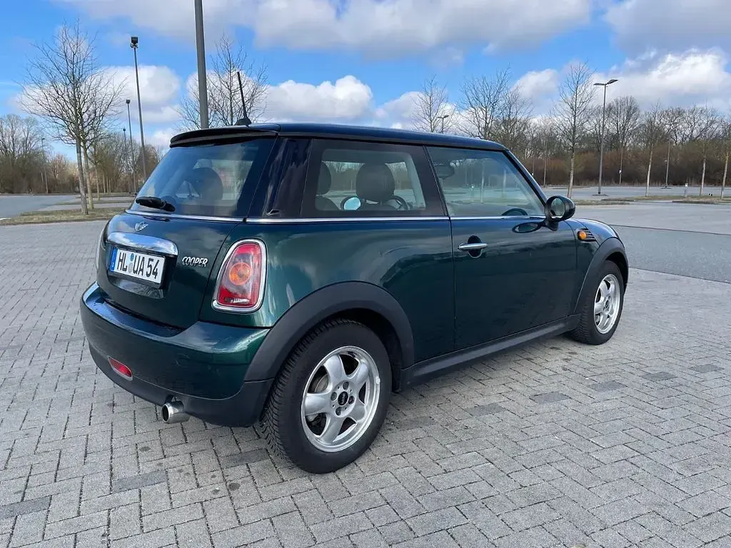 Used Mini Cooper 122 HP (89 kW) 2009 Green Hatchback