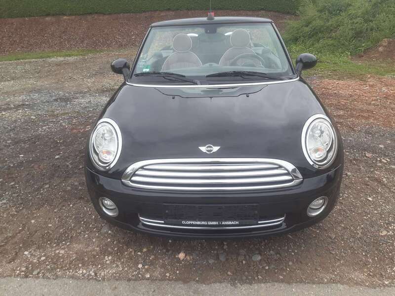 Schwarz Gebraucht 2010 Mini Cooper Cabriolet Cabrio | 10.600 € (Etwas zu teuer) - Bild 1/4