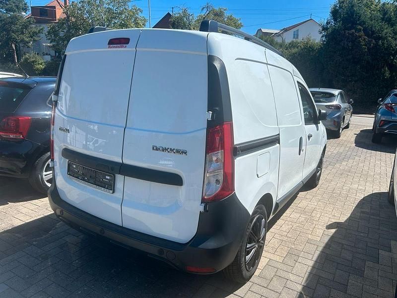Gebraucht Dacia Dokker Express 83 PS (61 kW) 2015 Weiß Van