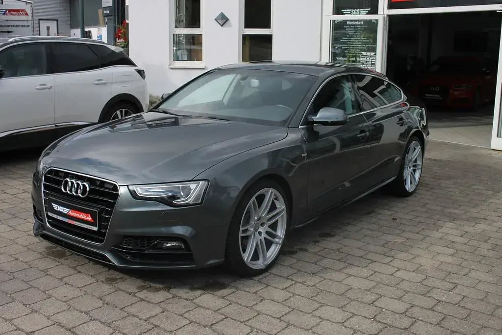 Gebraucht Audi A5 Sportback Sport 190 PS (139 kW) 2017 Grau Kleinwagen