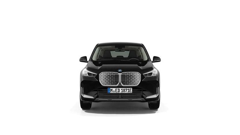 Neu BMW iX1 150 kW (204 PS) 2025 Schwarz SUV