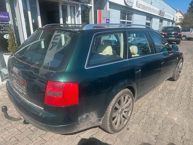 Gebraucht Audi A6 165 PS (121 kW) 2001 Schwarz Kombi