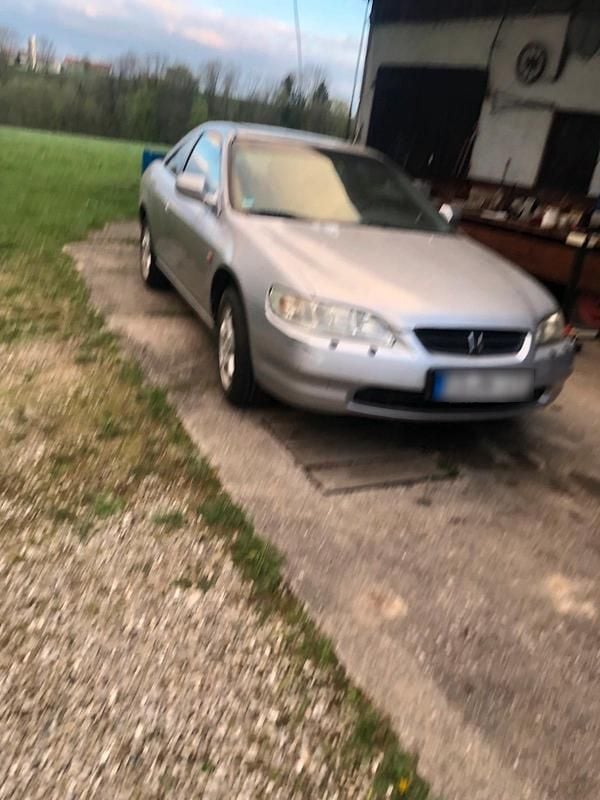 Gebraucht Honda Accord 200 PS (147 kW) 2000 Silber Coupé