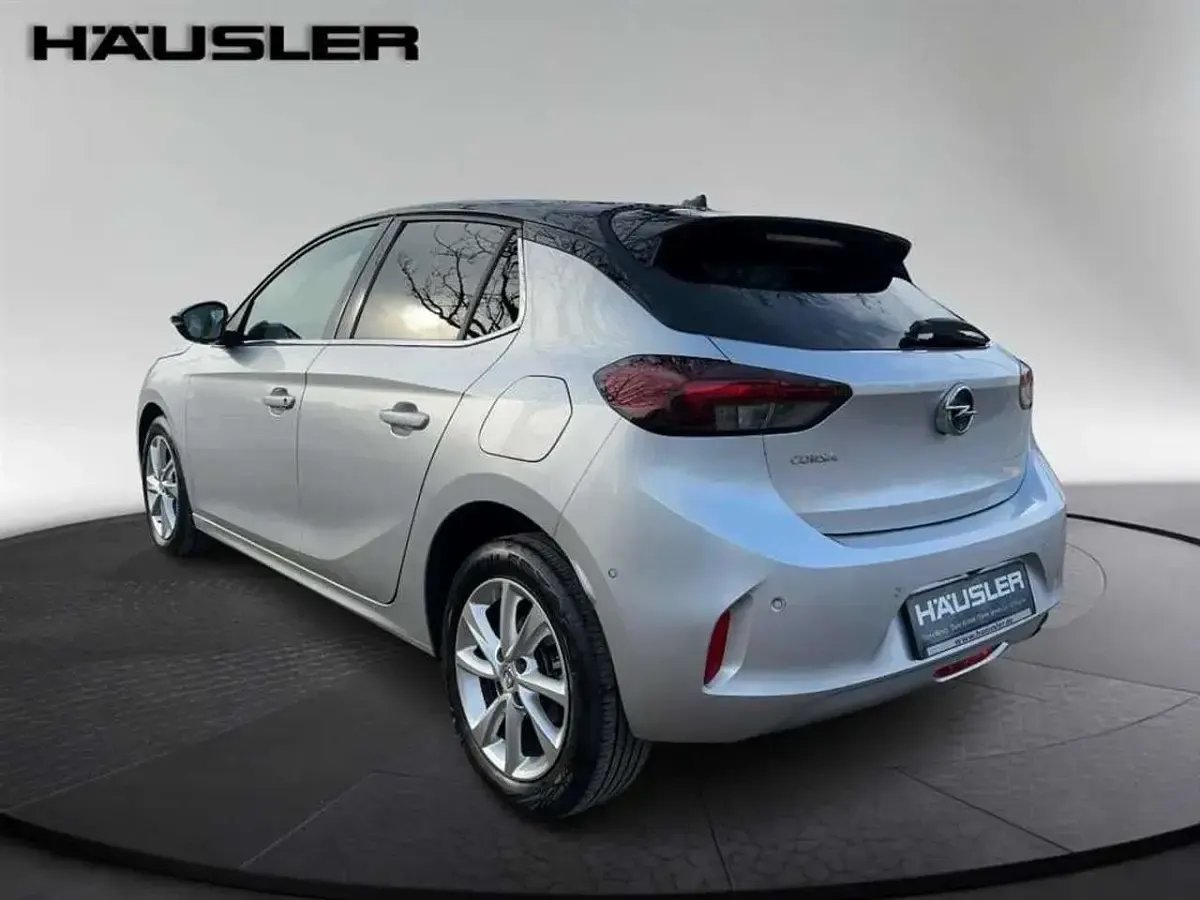 Usado Opel Corsa Elegance 131 HP (96 kW) 2022 Cinzento Citadino