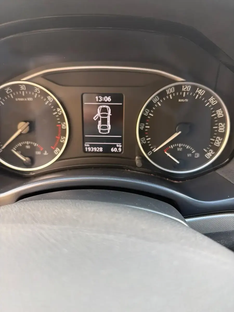 Używany Skoda Octavia 140 KM (102 kW) 2013 Srebrny Kombi