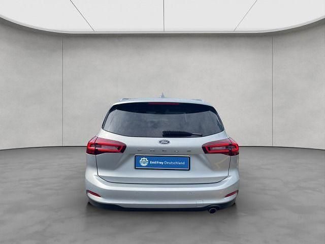Silber Gebraucht 2024 Ford Focus Titanium Limousine | 19.890 € (Superpreis) - Bild 1/1