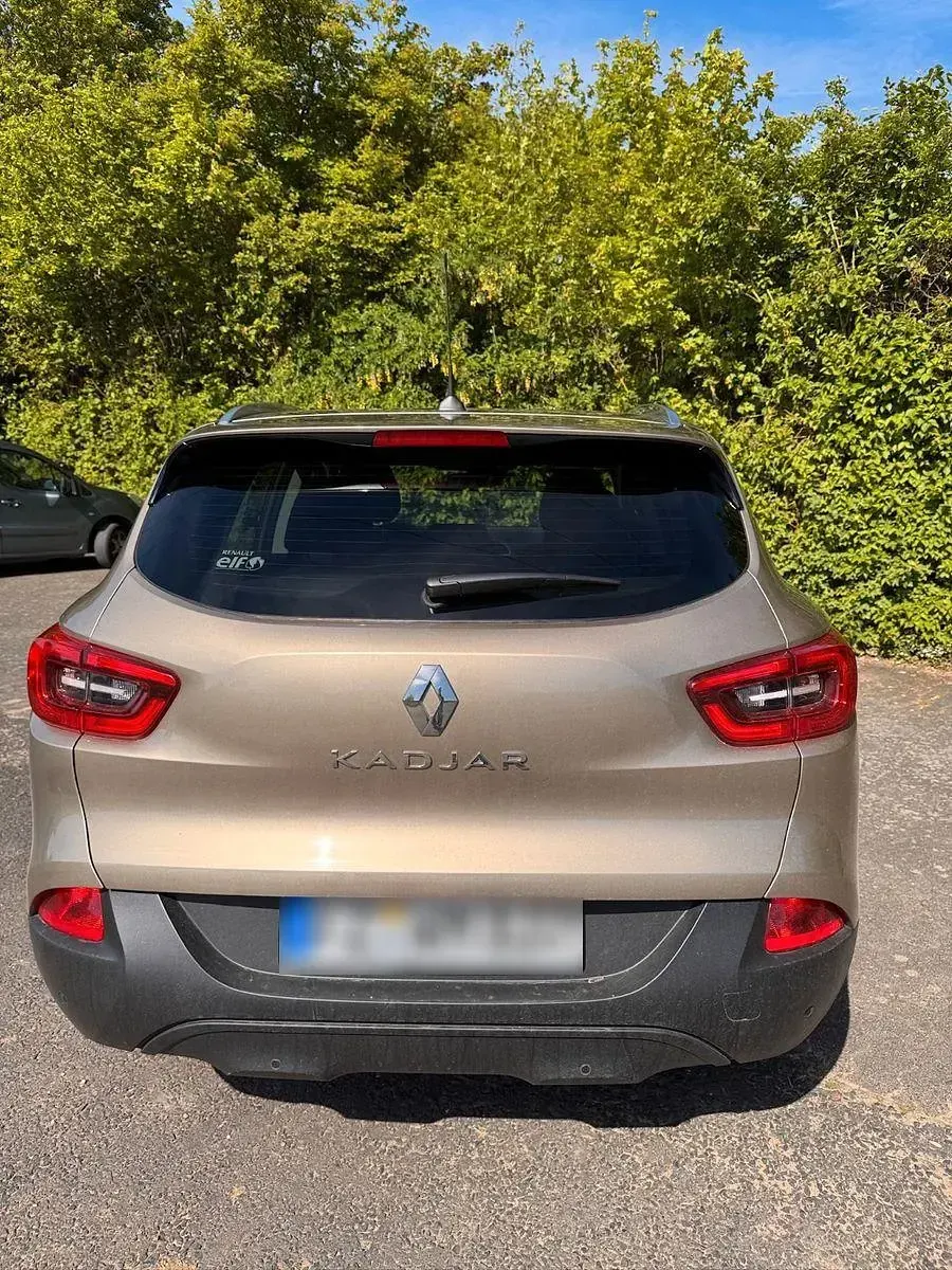 Gebraucht Renault Kadjar LIMITED Deluxe 131 PS (96 kW) 2018 Beige SUV