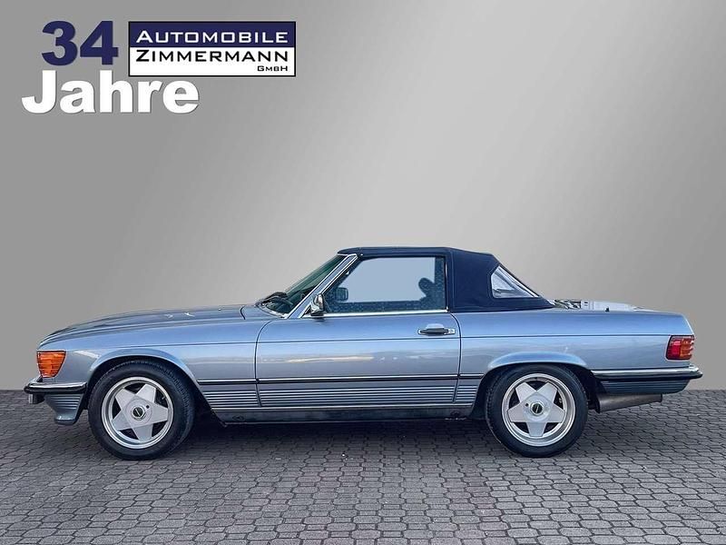 Gebraucht Mercedes 560 231 PS (169 kW) 1985 Blau Cabrio