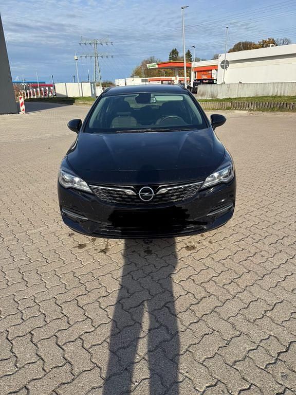 Schwarz Gebraucht 2020 Opel Astra Limousine | 6.999 € (Guter Preis) - Bild 1/4