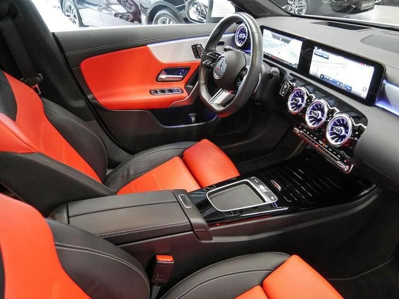 Gebraucht Mercedes CLA220 AMG 190 PS (139 kW) 2024 Weiß Limousine