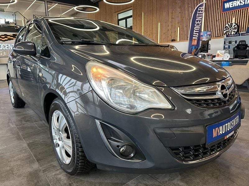 Second-hand Opel Corsa Selective 86 CP (63 kW) 2013 Gri Hatchback