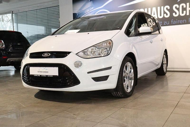 Gebraucht Ford S-MAX Trend 131 PS (96 kW) 2010 Weiß Van / Kleinbus