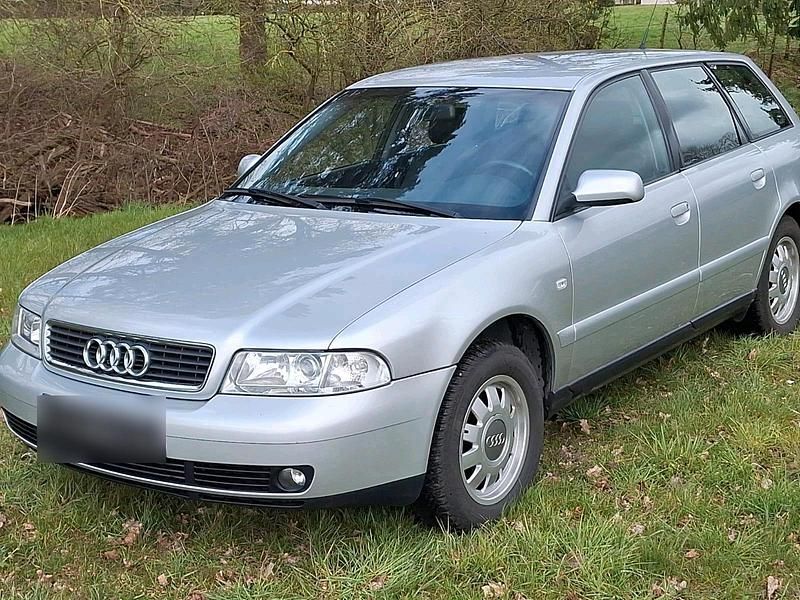 Gebraucht Audi A4 150 PS (110 kW) 2000 Silber Kombi