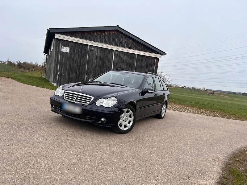 Gebraucht Mercedes C180 Elegance 143 PS (105 kW) 2007 Blau Kombi