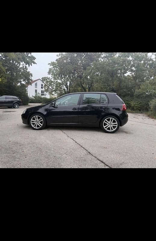 Gebraucht VW Golf V 102 PS (75 kW) 2007 Schwarz Kleinwagen