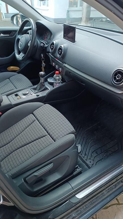 Gebraucht Audi A3 Ambition 125 PS (91 kW) 2013 Schwarz Limousine