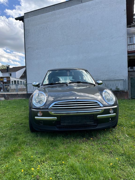 Grau Gebraucht 2006 Mini One D Kleinwagen | 2.700 € (Superpreis) - Bild 1/4