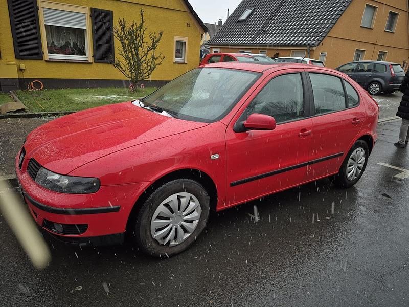 Gebraucht Seat Leon 75 PS (55 kW) 2001 Rot Kleinwagen