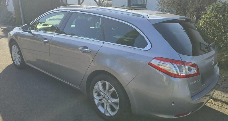 Gebraucht Peugeot 508 Allure 120 PS (88 kW) 2017 Grau Kombi