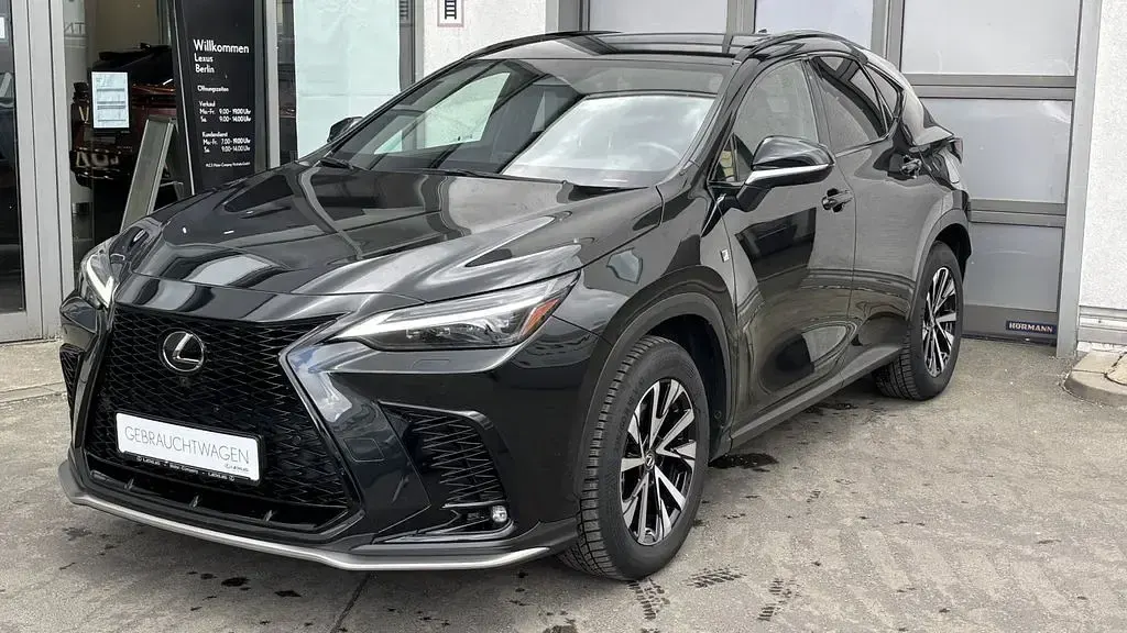 Gebraucht Lexus NX450h+ E-FOUR 306 PS (225 kW) 2022 Schwarz SUV