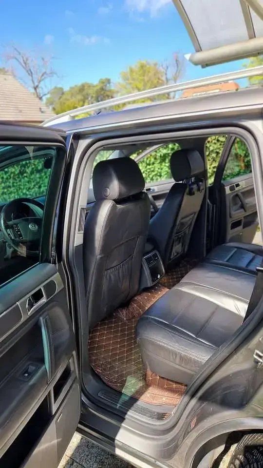 Gebraucht VW Touareg 239 PS (175 kW) 2008 Grau SUV