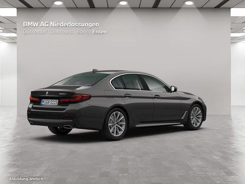 Gebraucht BMW 520 190 PS (139 kW) 2021 Grau Limousine