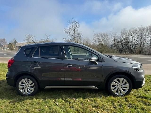 Gebraucht Suzuki SX4 S-Cross Comfort 140 PS (102 kW) 2019 Mineral grey SUV