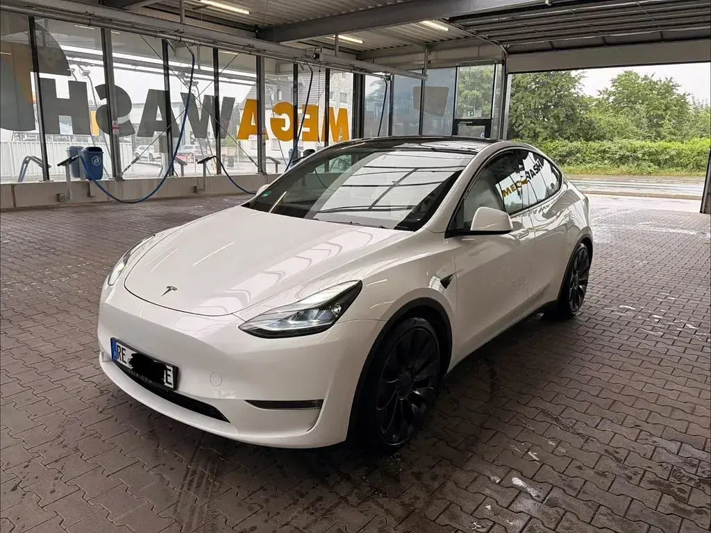 Gebraucht Tesla Model Y Performance 392 kW (534 PS) 2024 Weiß SUV