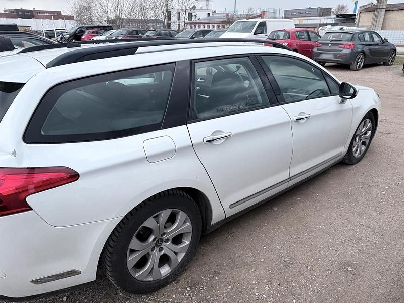 Gebraucht Citroën C5 114 PS (83 kW) 2013 Weiß Kombi