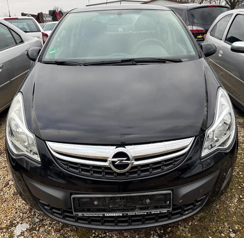 Saphirschwarz mineraleffekt Gebraucht 2011 Opel Corsa Satellite Kleinwagen | 2.490 € (Guter Preis) - Bild 1/4