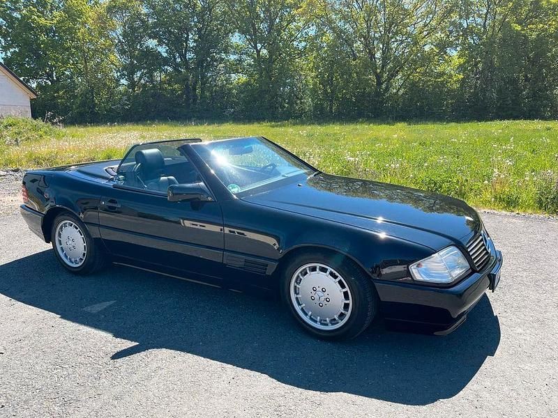 Schwarz Gebraucht 1993 Mercedes SL300 Cabrio | 14.990 € - Bild 1/4