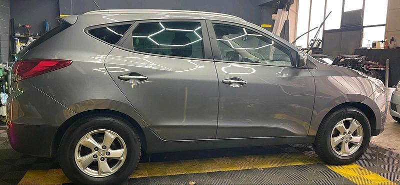 Gebraucht Hyundai ix35 163 PS (119 kW) 2011 Grau SUV
