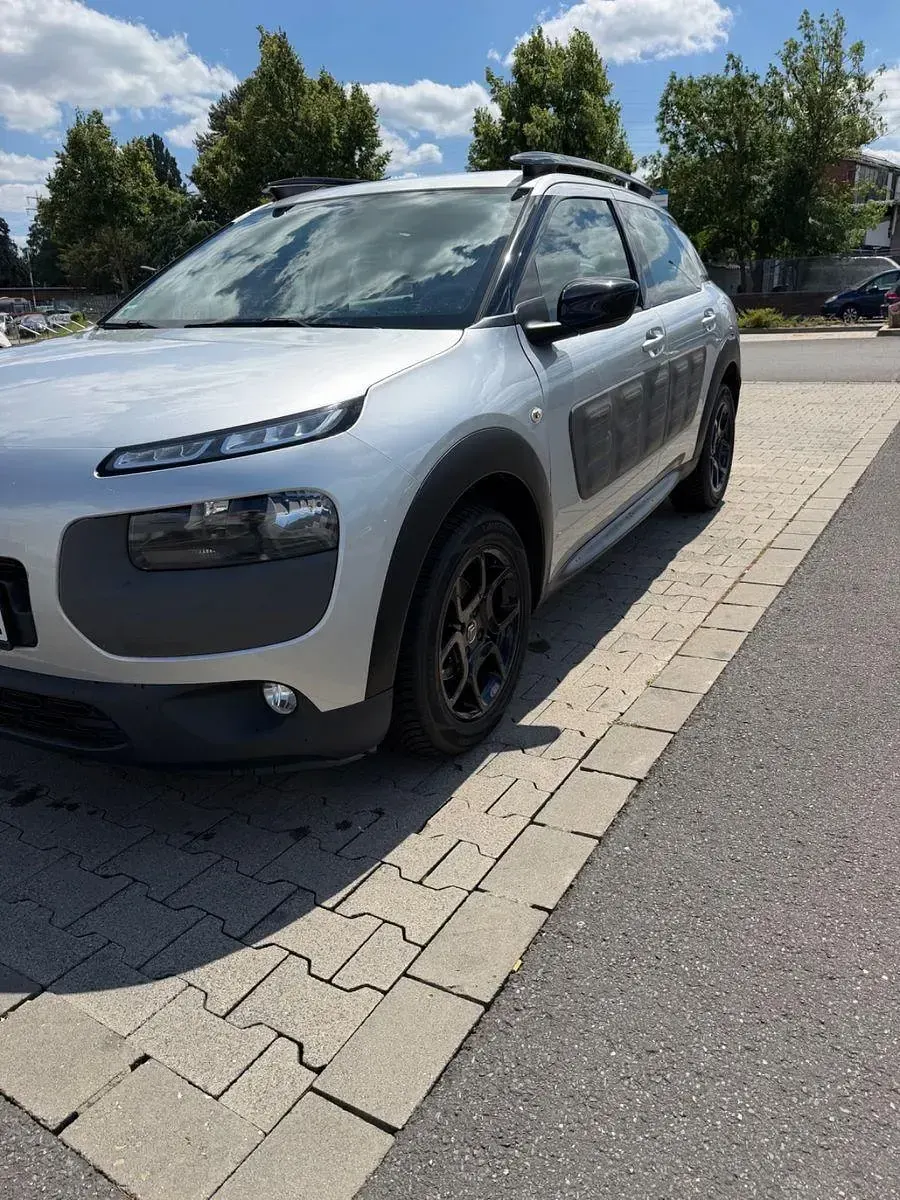 Gebraucht Citroën C4 Live 82 PS (60 kW) 2016 Grau Limousine