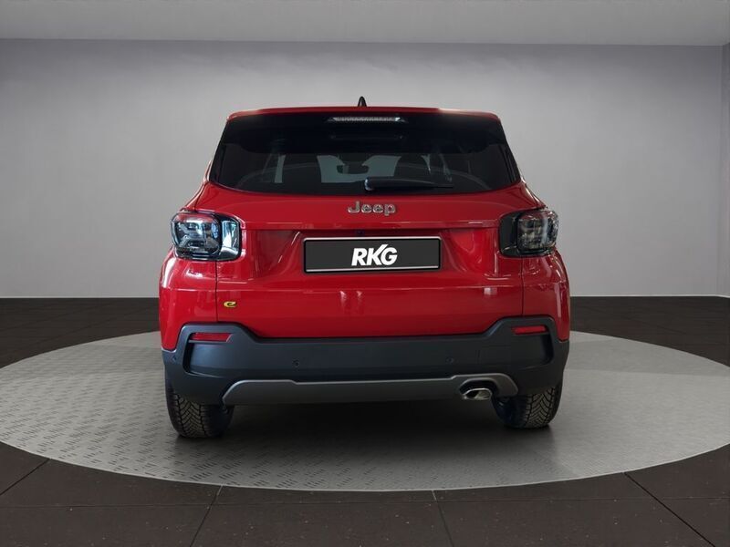 Gebraucht Jeep Avenger Longitude 110 PS (80 kW) 2024 Rot SUV
