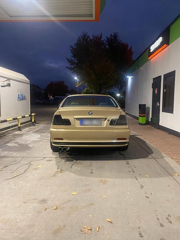 Gebraucht BMW 323 170 PS (125 kW) 1999 Gold Coupé