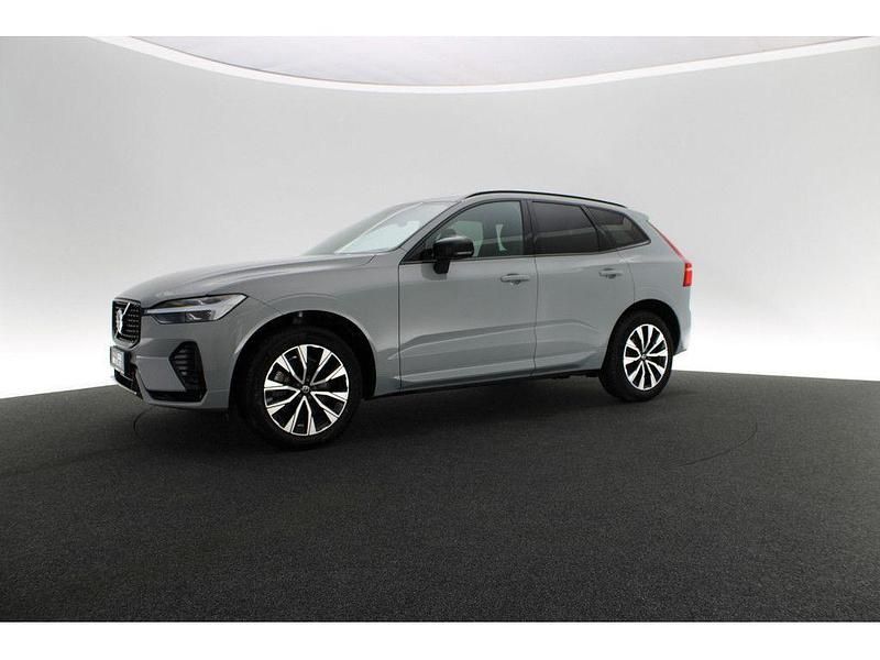 Gebraucht Volvo XC60 Plus 197 PS (144 kW) 2023 Grau SUV
