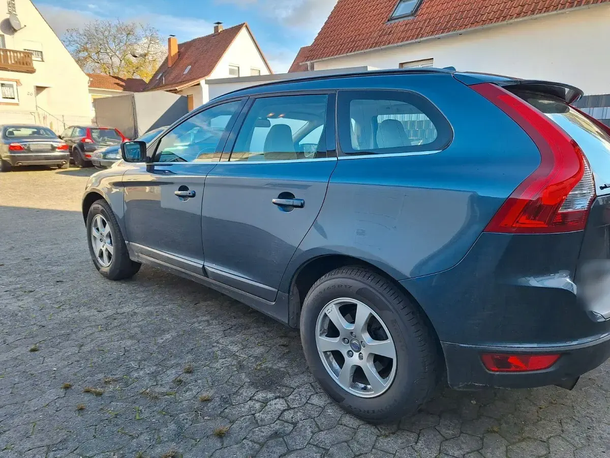 Gebraucht Volvo XC60 175 PS (128 kW) 2009 Blau SUV