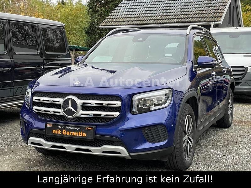 Blau Gebraucht 2020 Mercedes GLB200 SUV | 23.000 € (Superpreis) - Bild 1/4