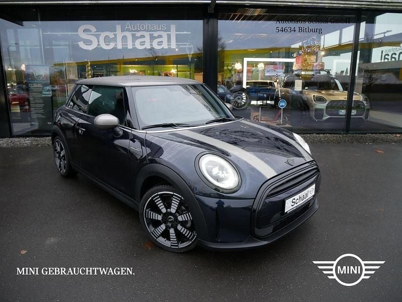 Blau Gebraucht 2022 Mini Cooper Hatch Kleinwagen | 24.890 € (Etwas zu teuer) - Bild 1/4