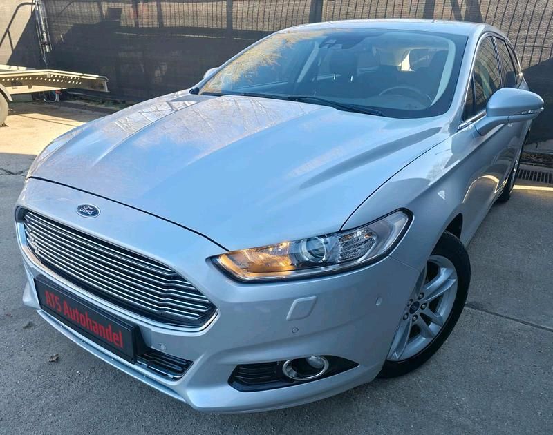 Gebraucht Ford Mondeo Titanium 165 PS (121 kW) 2018 Silber Kombi