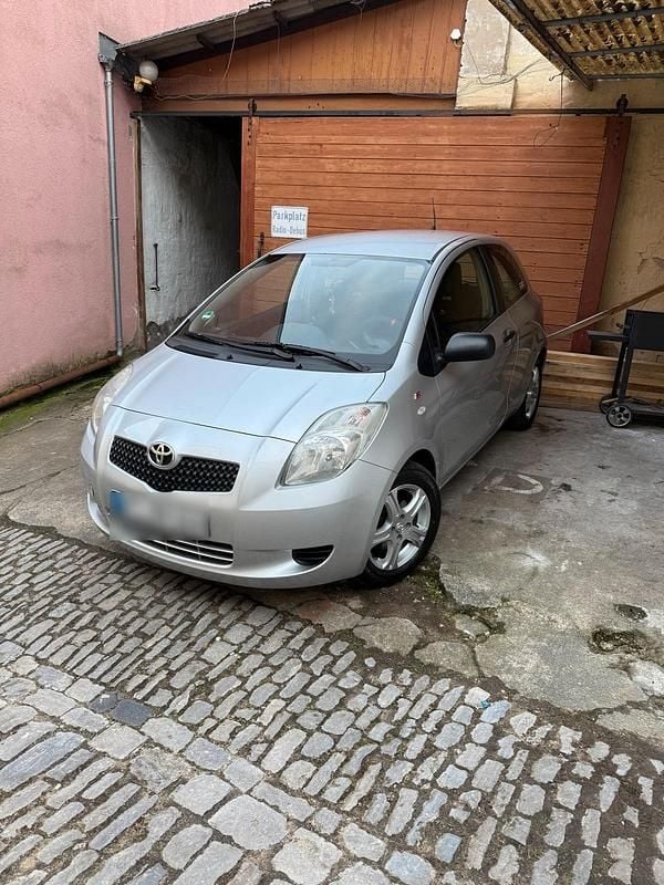 Gebraucht Toyota Yaris 69 PS (50 kW) 2007 Kleinwagen