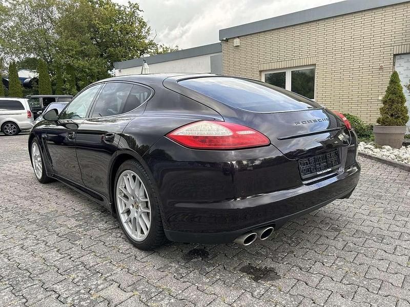 Gebraucht Porsche Panamera S 400 PS (294 kW) 2011 Braun Limousine
