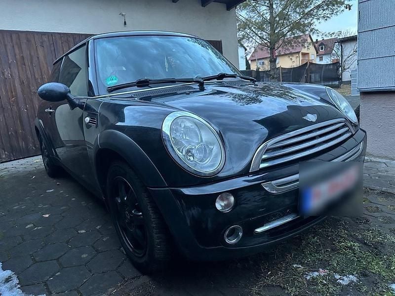 Gebraucht Mini ONE 90 PS (66 kW) 2005 Schwarz Kleinwagen